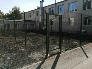 3D заборы для школы 15 метров фото в Старой Купавне
